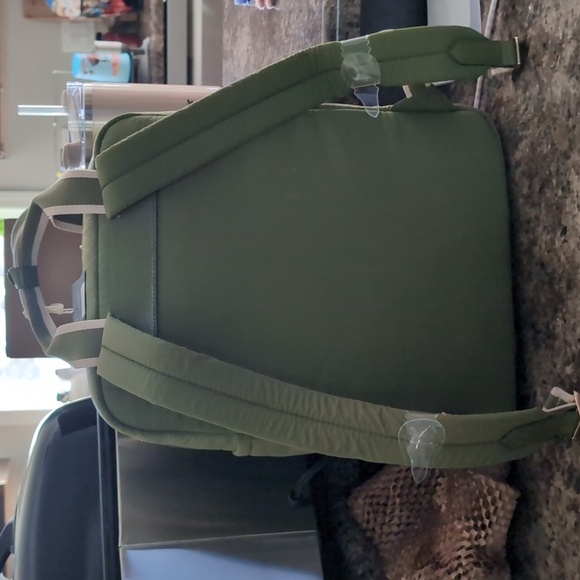 Universal Thread Square Backpack - Green - Picture 2 of 4